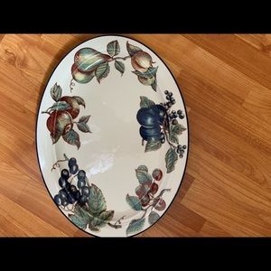 Pier One Macintosh Oval Serving Platter(s)